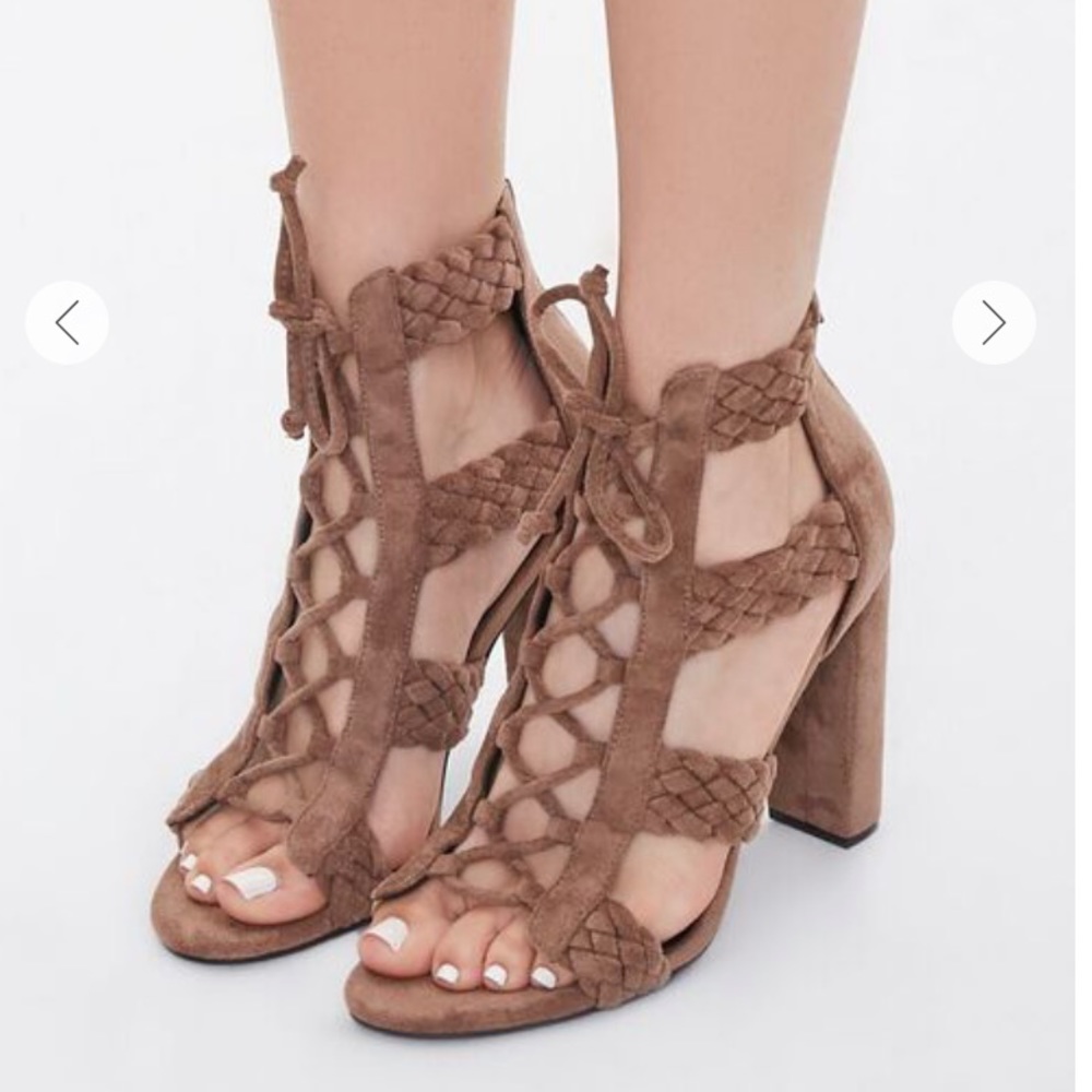 NWT So Me Tan Braided Lace-Up Block Heels